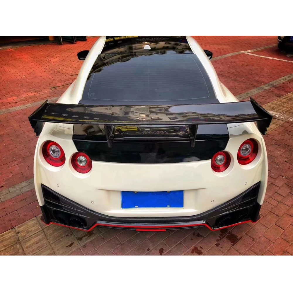 FOR Nissan GTR R35 2009-2020 High Quality Real Carbon Fiber Car Rear Wing Trunk Lip Spoiler Cooperate With The LED