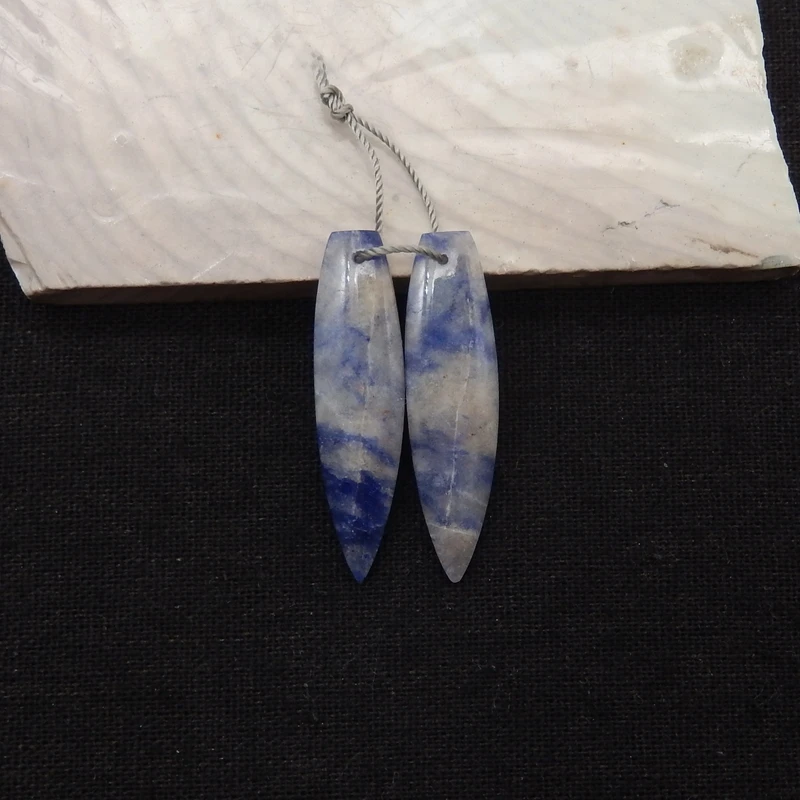 

Elegant Blue Lace Agate Natural Stone Beaded Earrings 38x10x4mm Women's Jewelry Accessory 4.1g