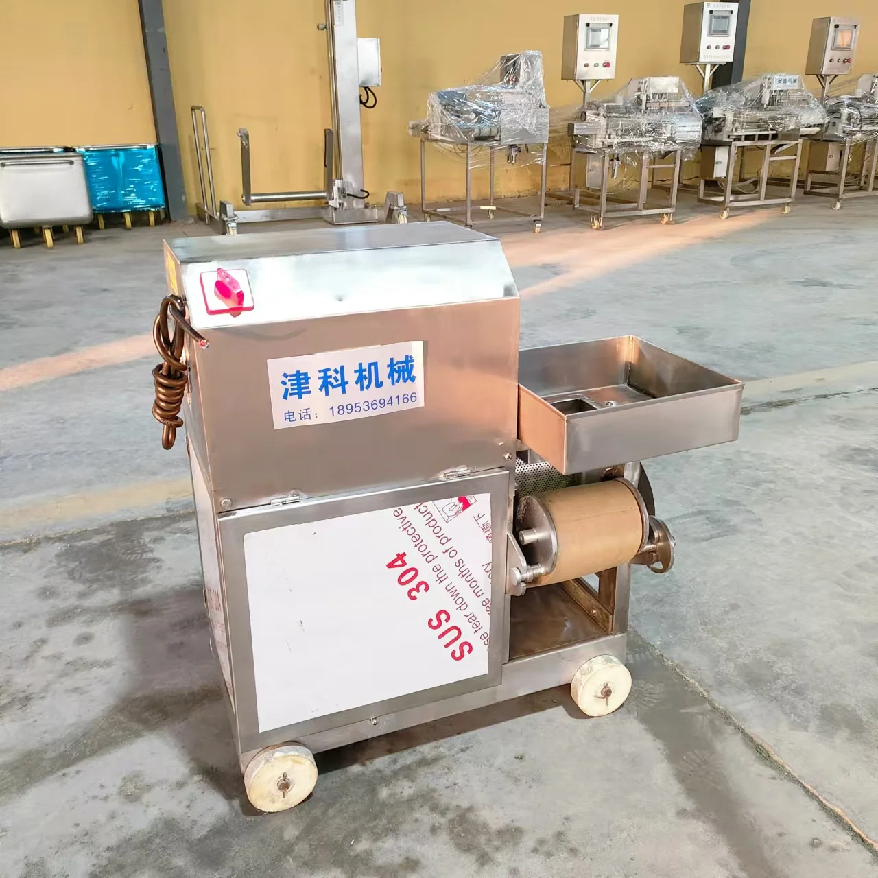 

Hot Sale Automatic Fresh Fish Meat Picker/Processing Machine /Automatic Fish Meat Cutting Machine
