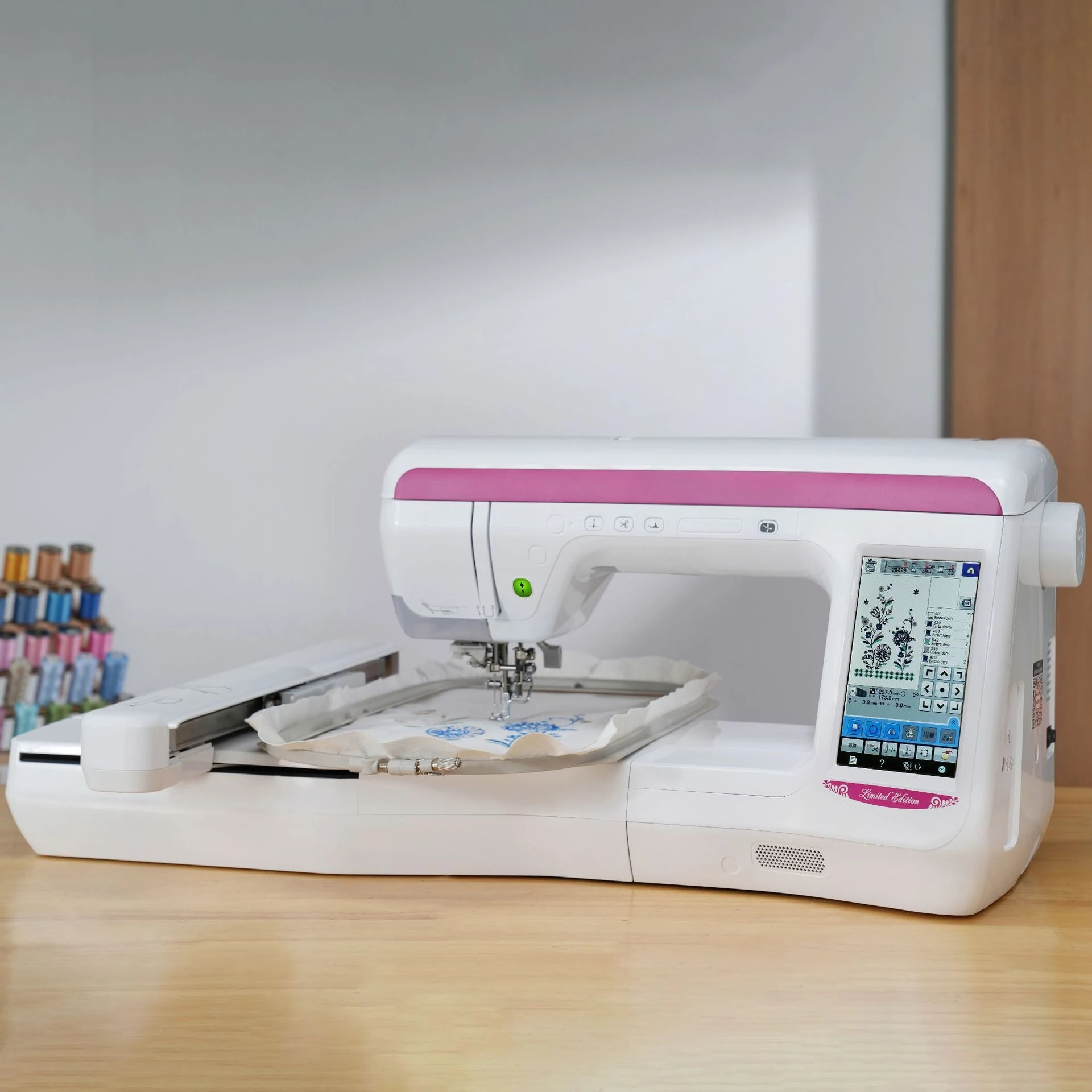Computer Embroidery Machine Embroidery Machine Small Automatic Multifunctional Pattern Machine Quilting Machine