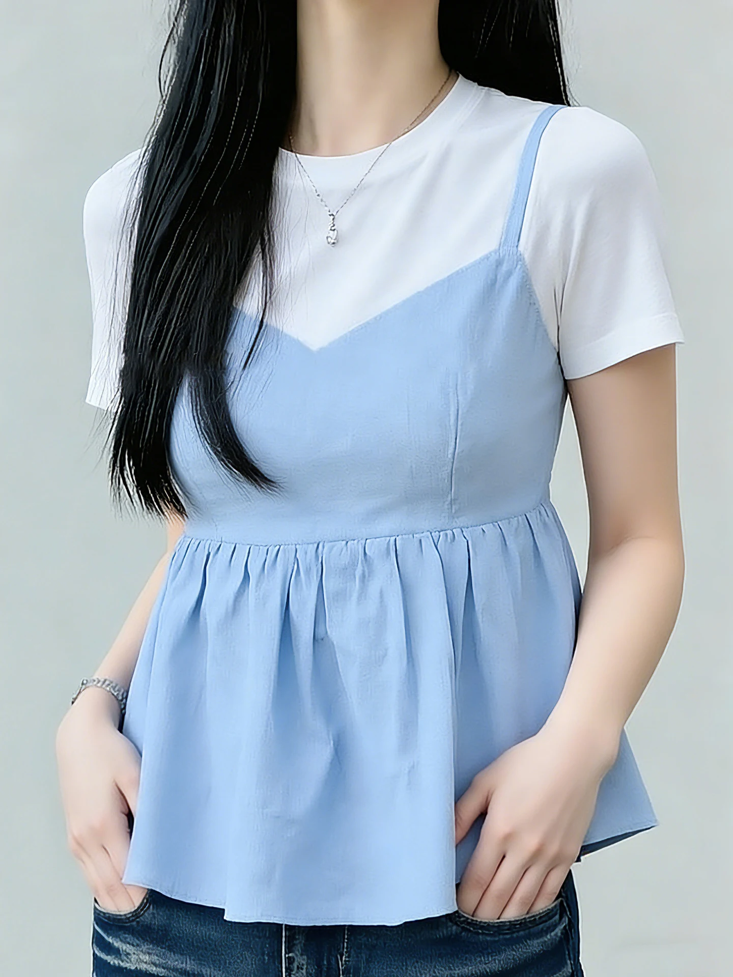 Unique Stylish Commuter Friendly Slimming Strap Vest Versatile Design Sensation Top New Arrival Autumn 2026 Fashionable Ladie...