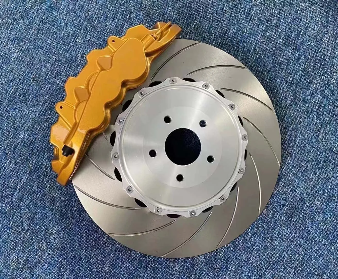 Factory Direct Sale 8520 6 Piston Calipers for Lexus ES200 GX400 GX460 GS300 IS200 ES350 GX470 ES300 LS350 IS300