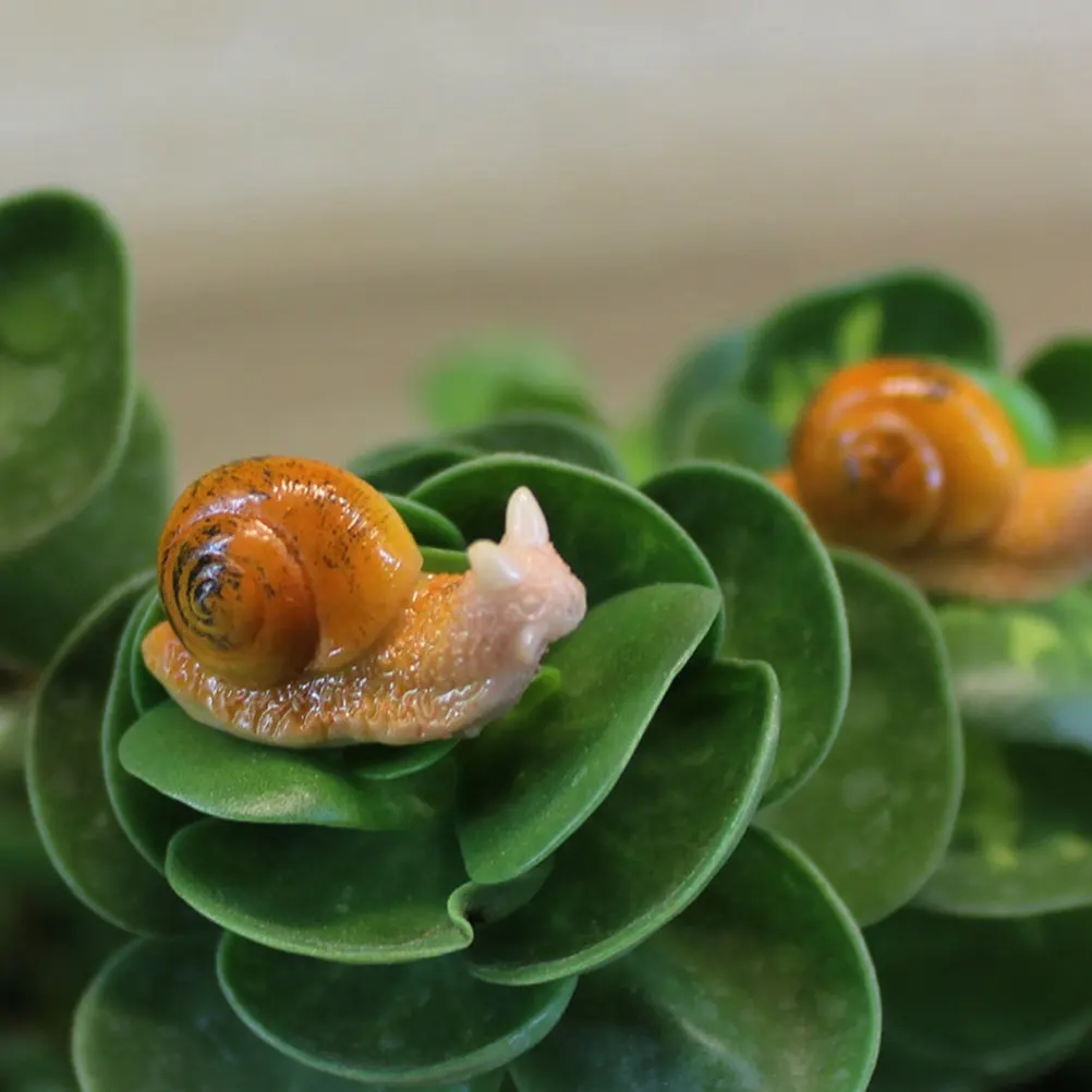 20pcs Resin Snail Decor for Succulent Plants – Mini Garden Scene Decoration for Desktop, Indoor & Outdoor Use