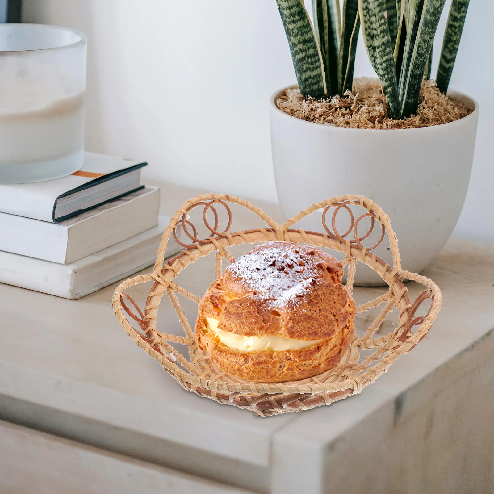 

Woven Storage Basket for Fruits Snacks and Sundries Natural Rattan Multi-Function Serving Tray Home Decorative Organizer Bread