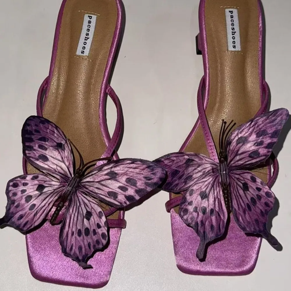 1 زوج محاكاة ملونة التايلاندية الجنية فراشة زهرة أبازيم الحذاء تصميم شخصي فالاينوبسيس حذاء زهرة الصنادل