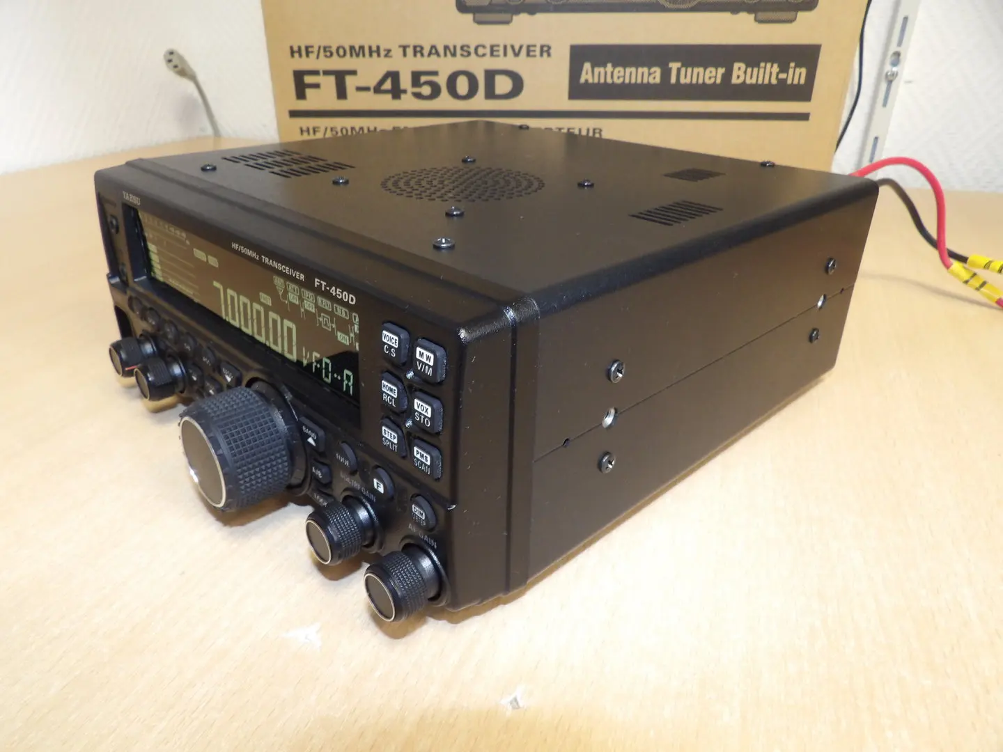 FT-450D Yaesu 100W All Mode HF/50 MHz Base Transceivers with IF/DSP Shortwave LCD Display Built-in Antenna Tuning System