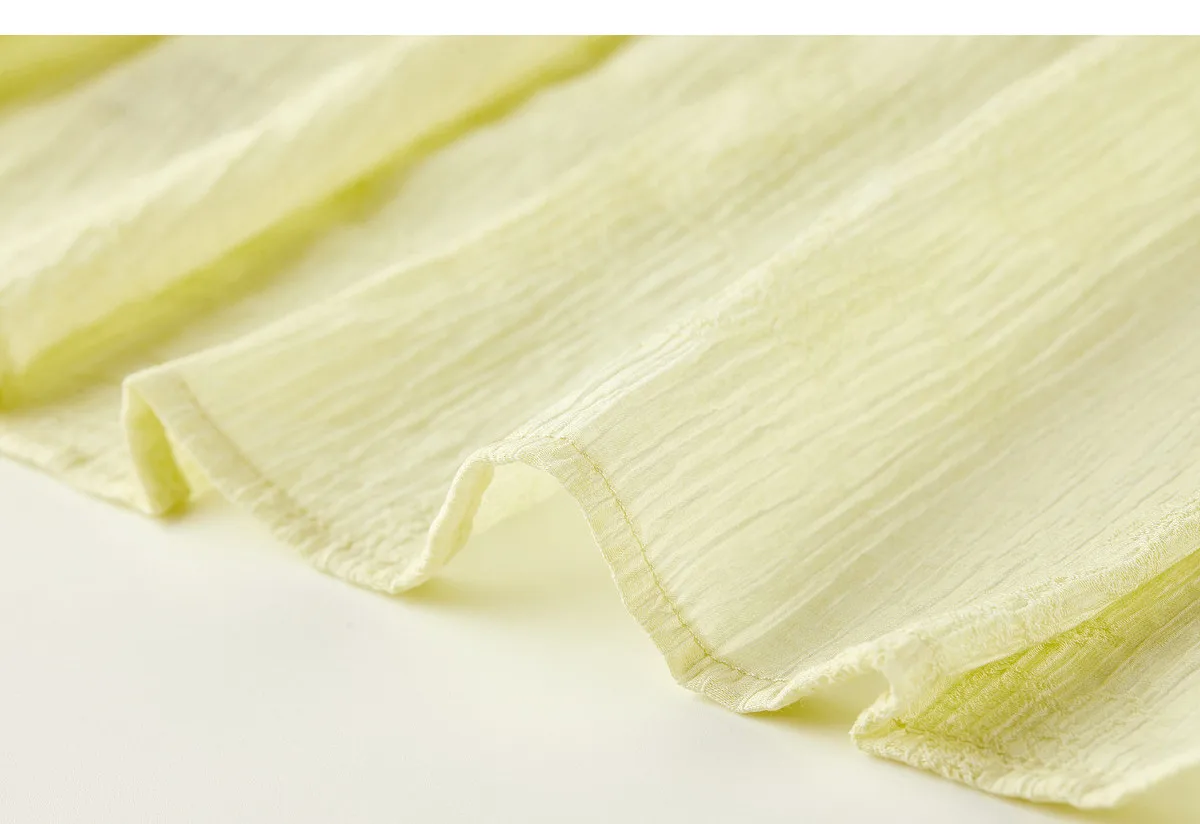 SENTUBILA Casual V-Ausschnitt Strukturierte Chiffon-Bluse für Damen 2026 Sommer Plissierte Taille Laternenärmel Hemd 162VA6625 – Detail 36