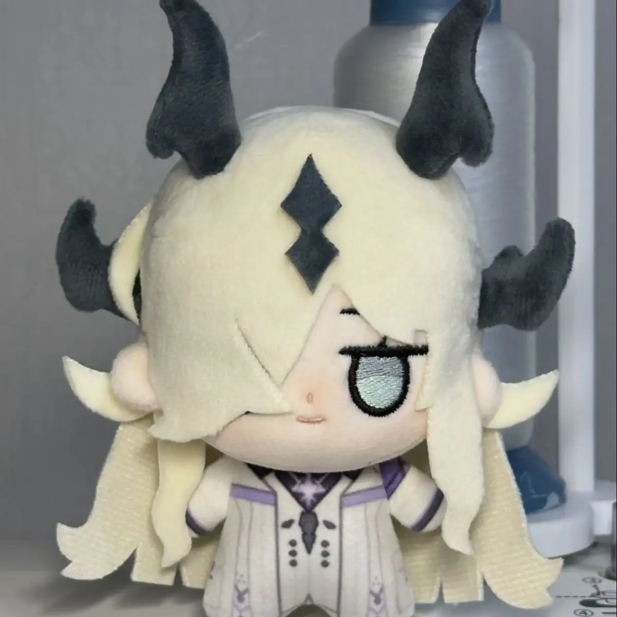 

Arknights 10cm Eblana Anime Cosplay Starfish Body Cartoon Figure Idol Dango Mini Pendant Keychain Xmas Gift Halloween Fans Game