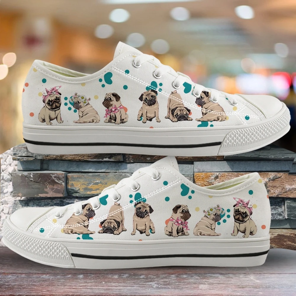 

Cute Pug Dog and Paw Footprint Pattern Woman Low Top Canvas Shoes Spring/Autumn Woman Sneakers Girl Vulcanized Shoe