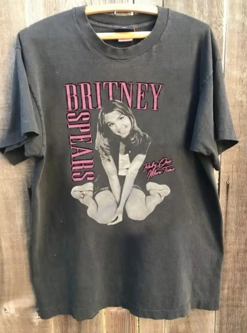 

Britney Spears Baby One More Time Tour Men's and Women's Casual Sports Shirt Vtg Cotton Streetwear Fashion Graphic T-Shirt