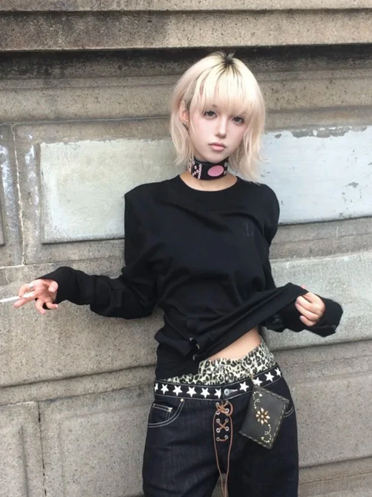 Genayooa القوطية تي شيرت تقليدي المرأة كم طويل زر Y2k ريترو الأسود الجرونج القمم الشارع الشهير 2000s طباعة بلايز الخريف