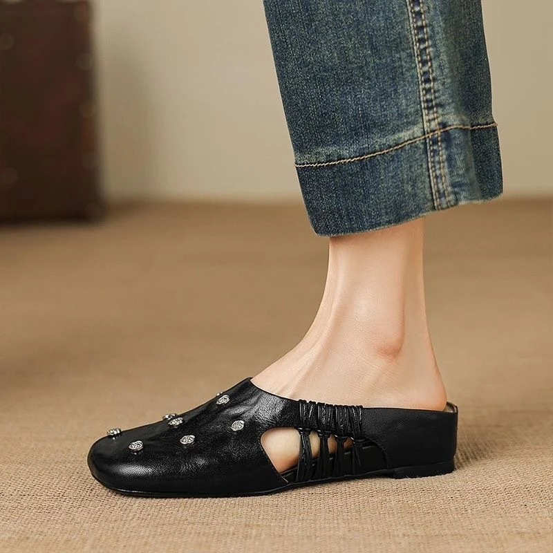 Mit Strass besetzte Mules-Schuhe für Damen, ausgeschnittene, geraffte Slip-On-Flats, Damen-Slipper mit quadratischer Spitze aus Kunstleder, Damenschuhe für das Büro – Detail 9