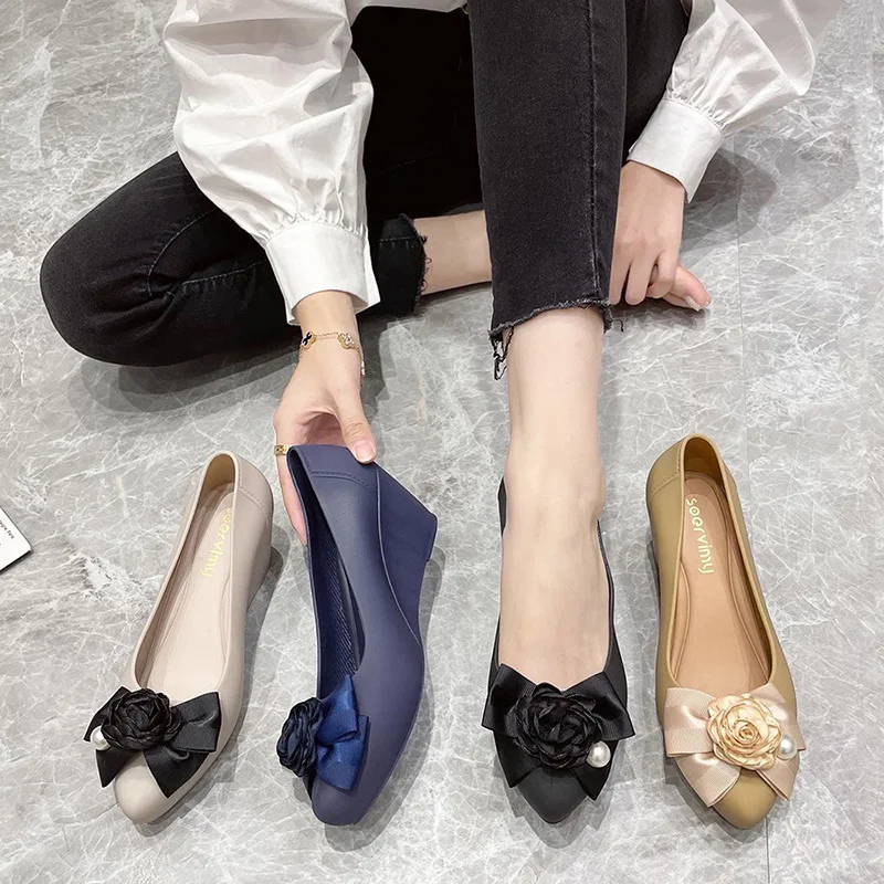 

Fashionable Women's Rain Boots Slip-Resistant Short Tube Korean Version High Heel Slope Heel Outdoor Wear Jelly Shoes