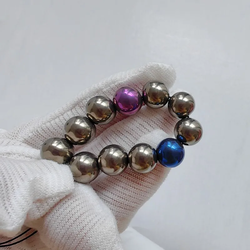 Reines Titan Perlenkugel Perforiertes Loch Perlenarmband Halskette DIY Jagd Taktisches Zubehör Titanfarbe/Rosa/Blau – Detail 3