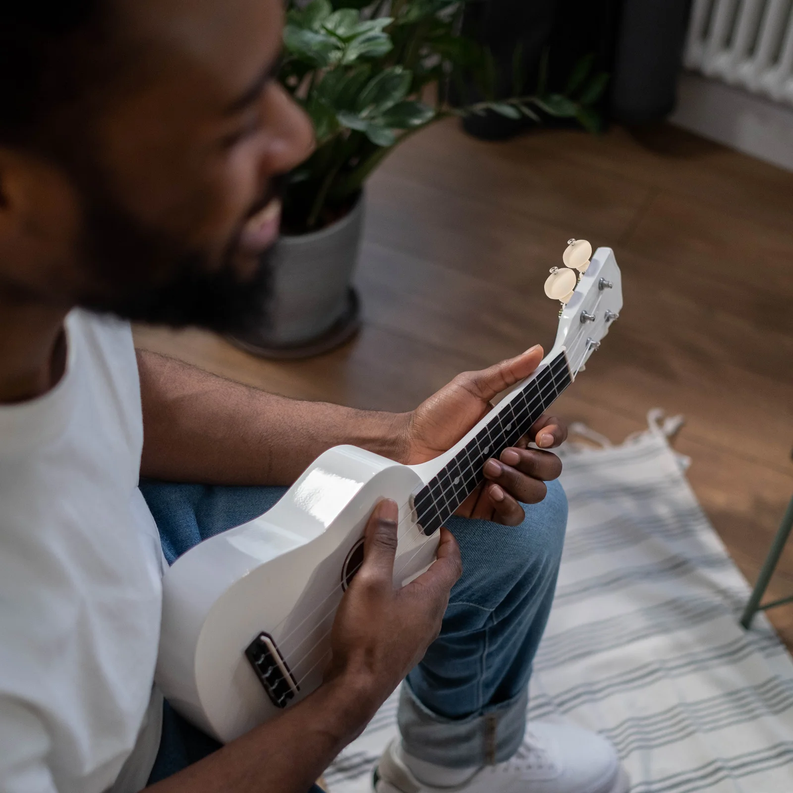 

4pcs String Tuning Pegs Ukulele Tuners Machine Head Pins Friction Tuners Parts White Plastic Button Steel Core Adjustable For