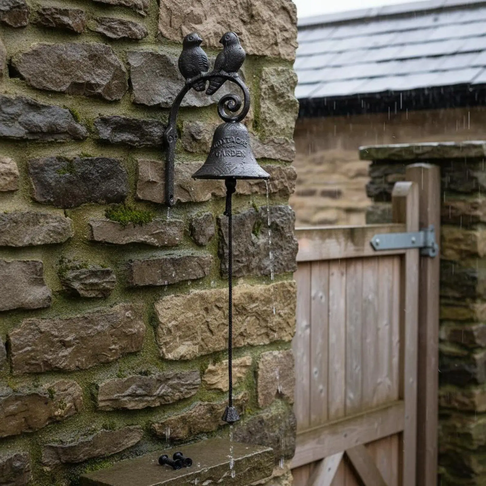 Decorative Wall Bell Classic Rustic Welcome Chime Door Ring Bell for Porch Shop Restaurant