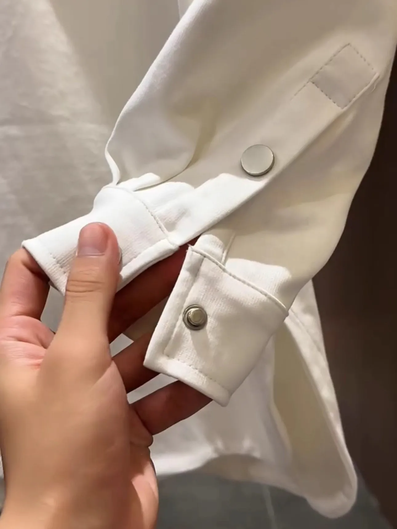 Spring Autumn New Fashion Simple Pure Color Button Cuff round Neck Sweatshirt Men Trendy Brand Side Split Versatile Top