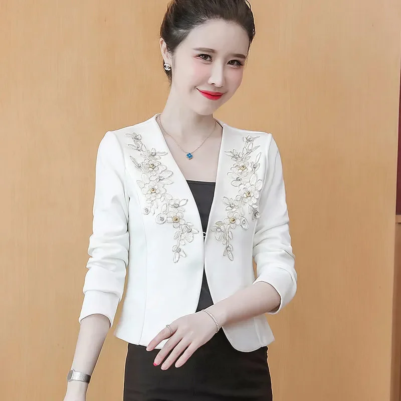 Spring Autumn Short Suits Jacket Women 2024 New V-Neck Cardigan Suit Coat Fashion Embroider Nail Bead Blazer Outerwear Female