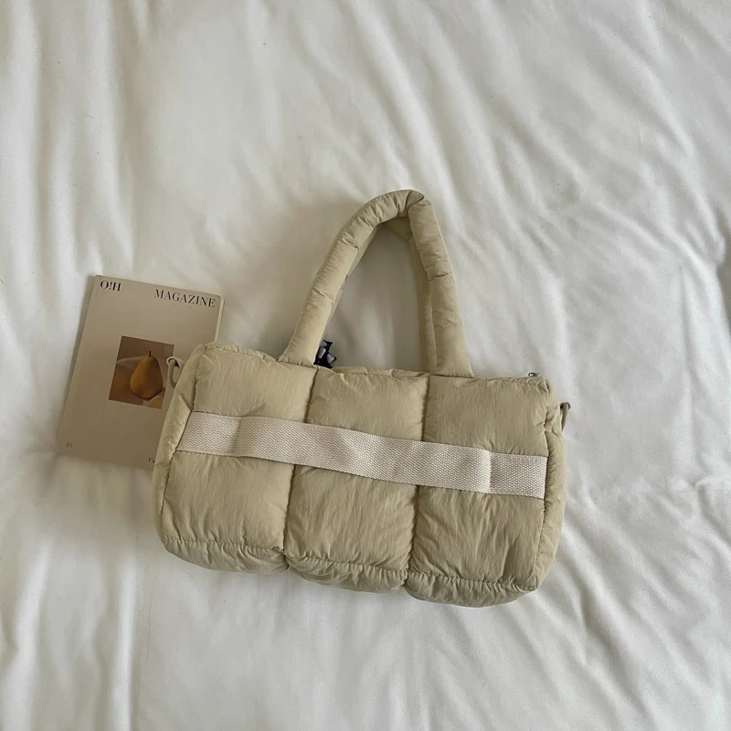 2026 Neue Designer-Schultertasche mit Karomuster, Space-Baumwoll-Handtasche für Damen, Große Kapazität, Daunengepolsterte Gesteppte Einkaufstasche für Damen – Detail 11