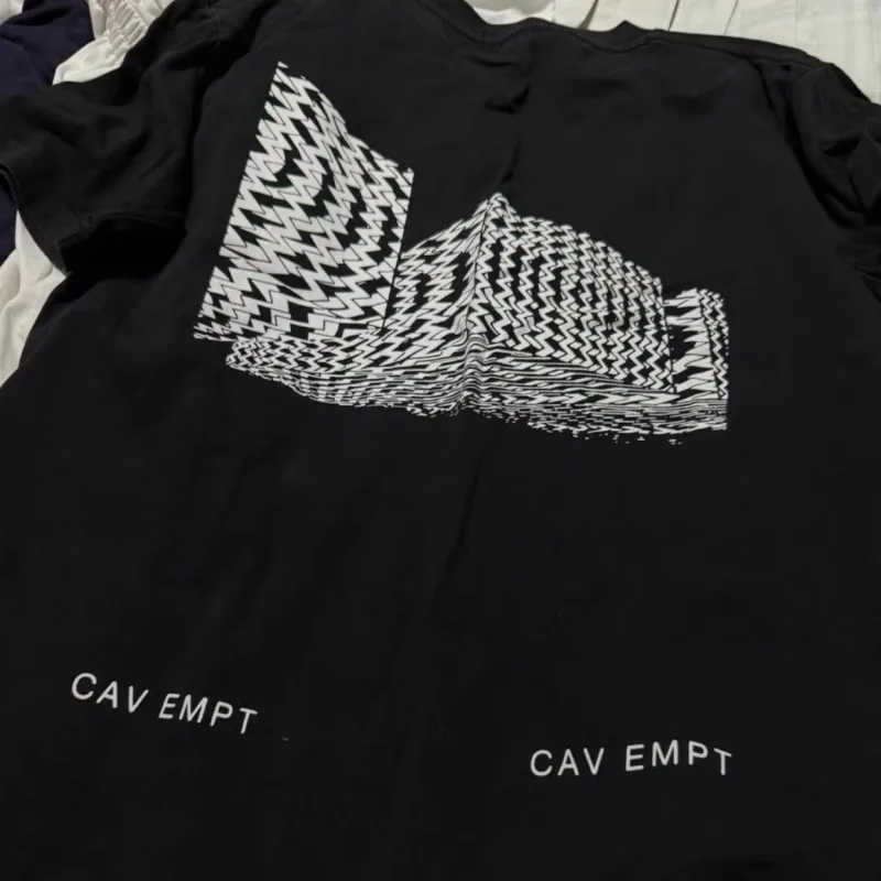 Black Cotton Unisex Tops Summer Stree CAVEMPT Tshirts Irregular Wavy Pattern Graffiti House Round Neck Short Sleeve Men Women