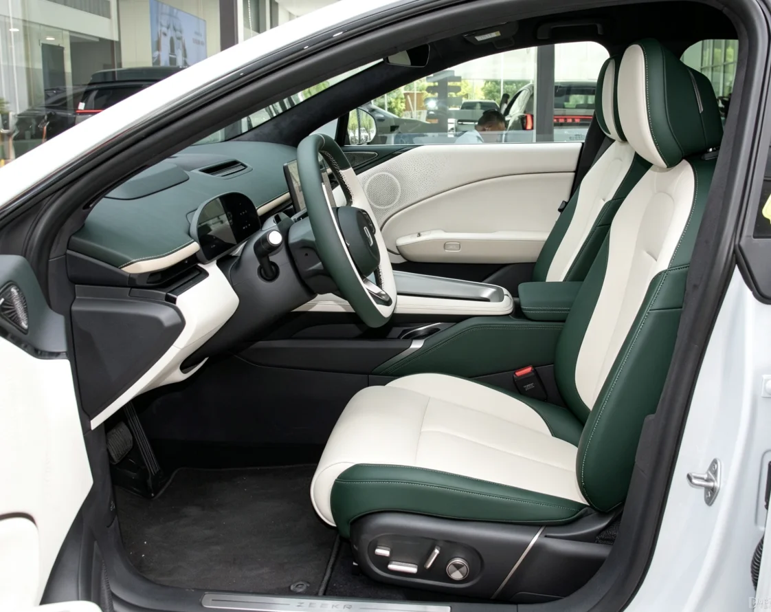 Für Zeekr 7gt 2025 Maßgefertigte Autositzbezüge Luxuriöses Nappaleder 100% Passgenau Innenraumzubehör 360 ° Vollständige Abdeckung – Detail 4