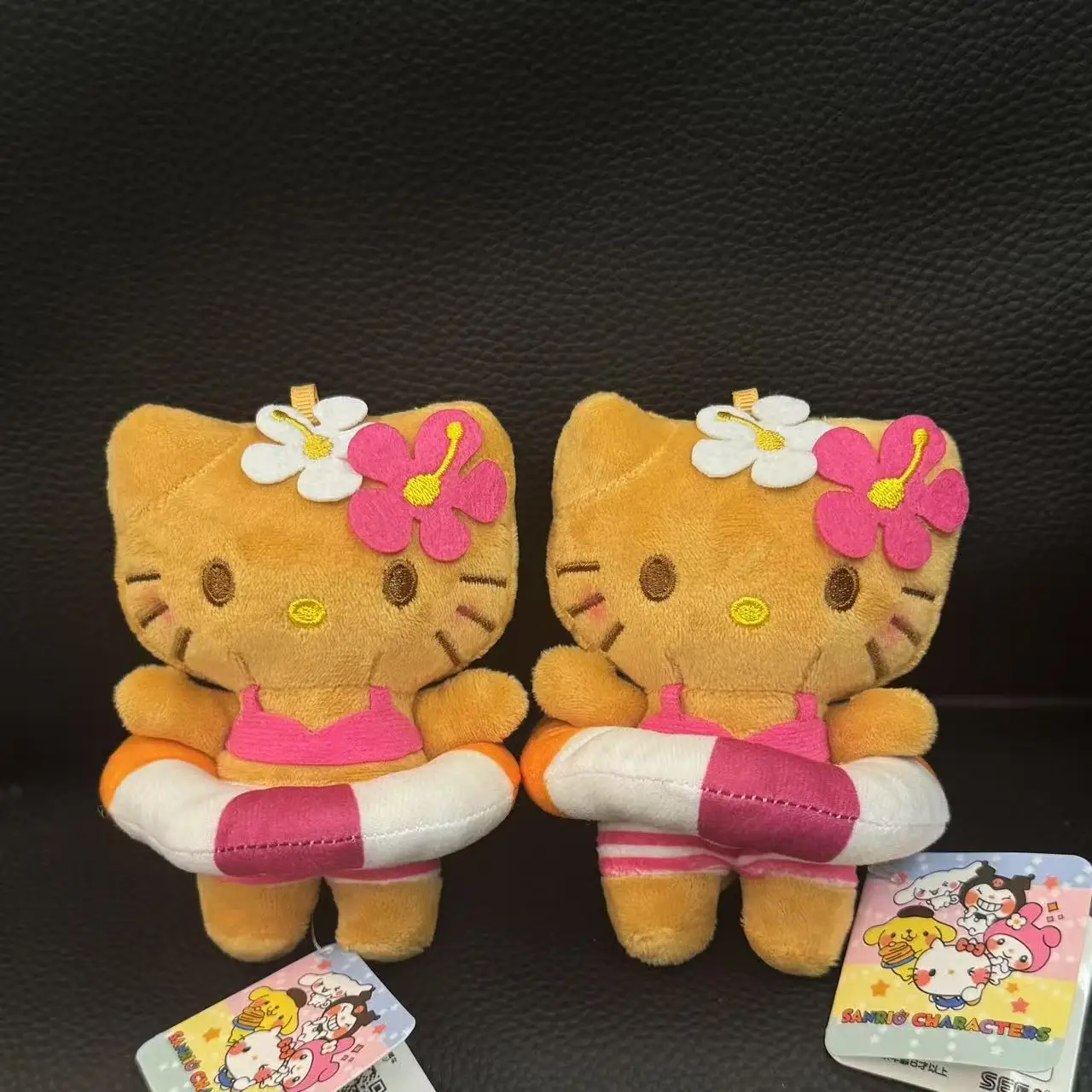 Hello Kitty Zwemring Surfplank Pluche Sleutelhanger Strand Zwemcirkel Zwarte Kitty Hanger Schattig Cartoon Decor Tas Vakantiegeschenken