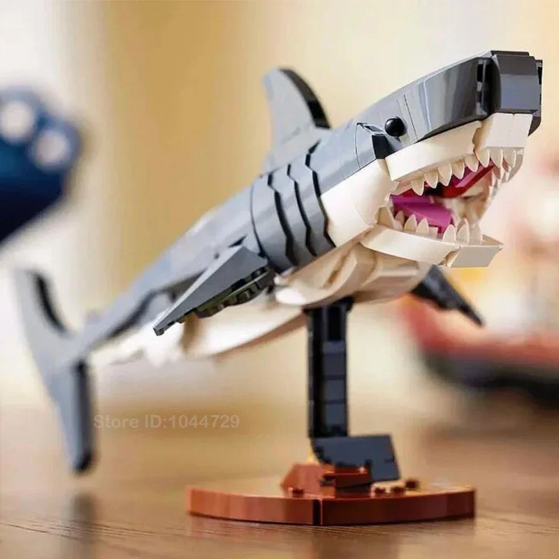 2024 New 21350 Jaws Diorama Boat Shark Pirate Ship Building Blocks Fishing Boat Model Bricks Toys Birthday Gift For Kid