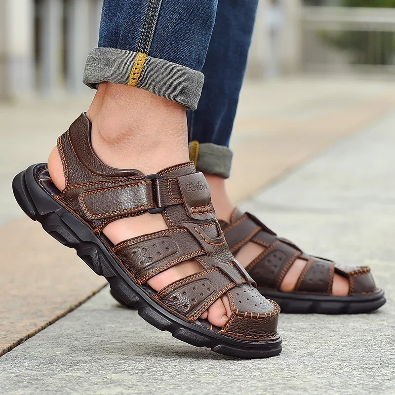 Zapatos informales de piel auténtica para hombre, sandalias clásicas de alta calidad, zapatillas transpirables para caminar al aire libre, ideales para el verano