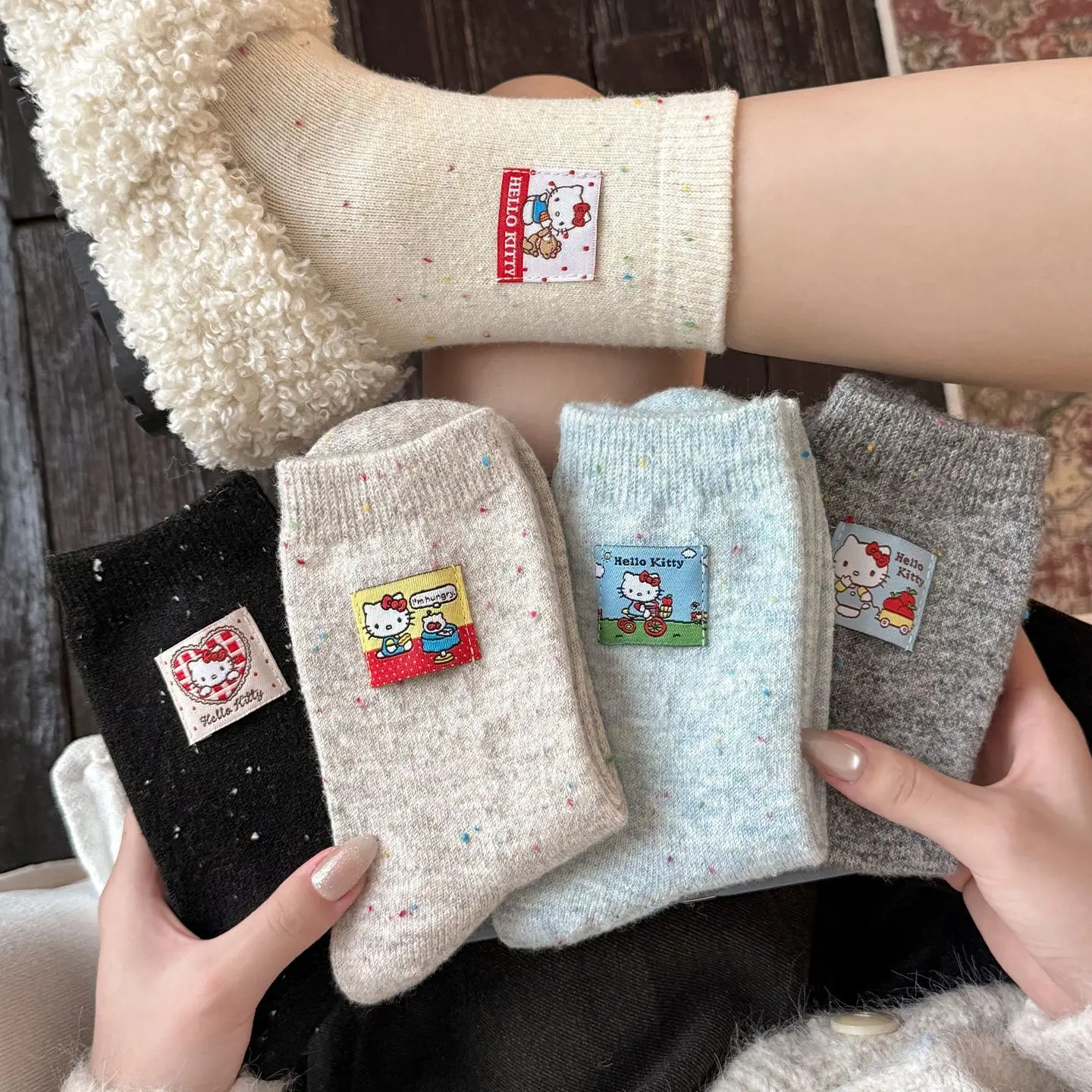 

Kawaii Sanrio Hello Kitty Winter Thick KT Socks for Children Cute Cartoon Anime Student Sweet Warm Thick Socks Girl's Gifts Toys