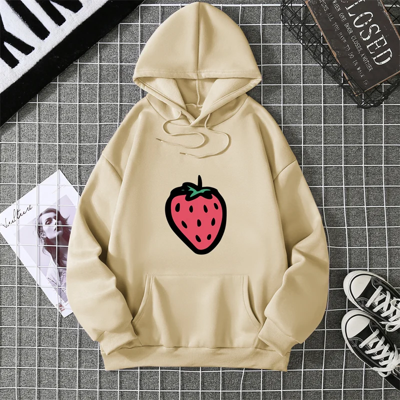 2025 New Hooded Sweatshirt Strawberry Cartoon Print Street Fashion Model Wearing Black White Unisex Casual Hoodie CYXX368
