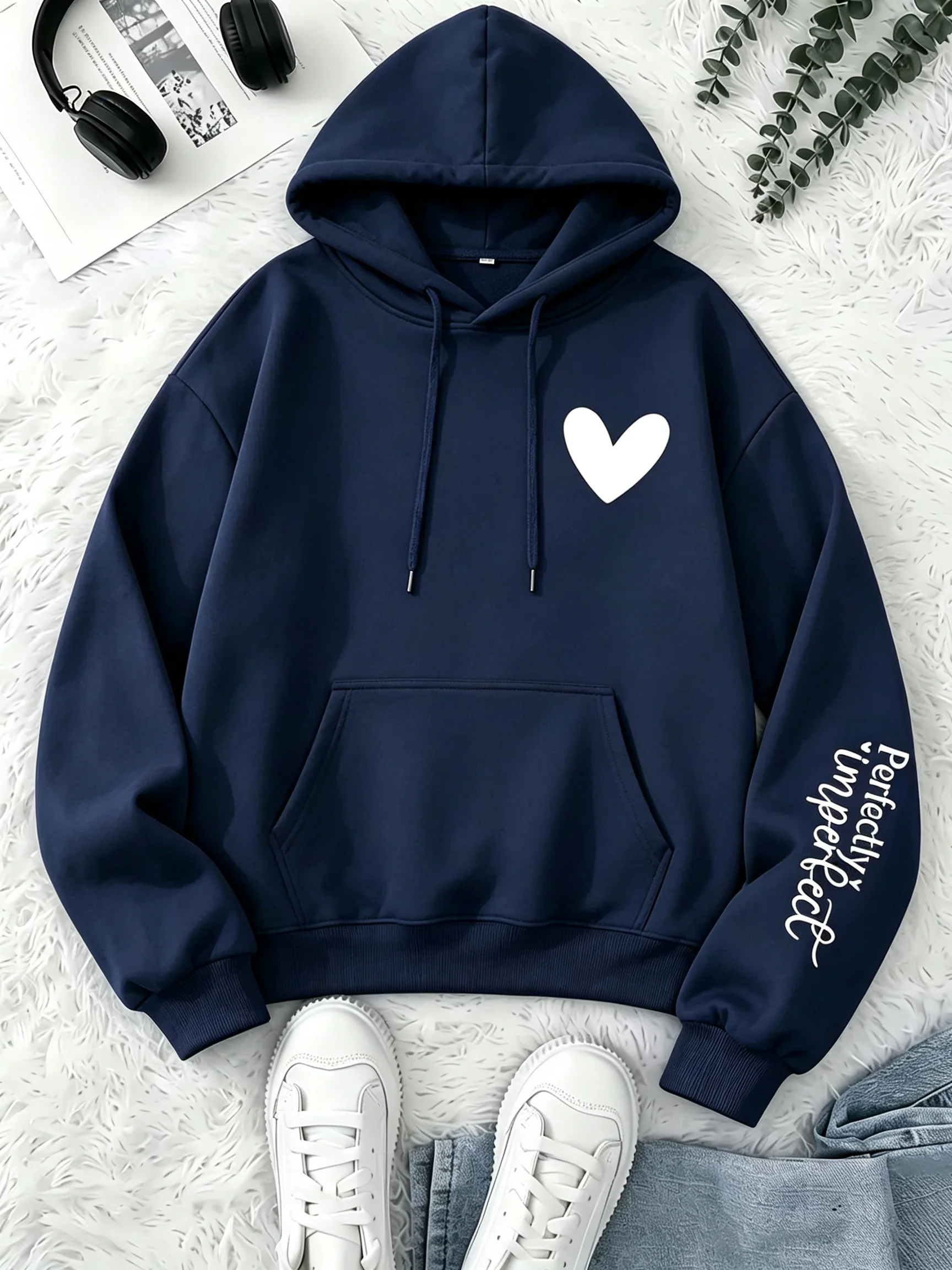 Damen-Sweatshirt mit perfekt unvollkommenem Buchstabenmuster, süßes Herz-Design, Rundhalsausschnitt, lässiger Pullover, weiches Fleece, lange Ärmel, Mädchen-Streetwear. – Detail 10