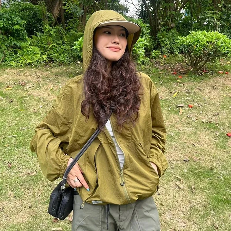 Outdoor Sun Protection Jacket Women Summer Lightweight Breathable Sportswear Quick Drying Hoodie Thin Skin Mountaineering Coat