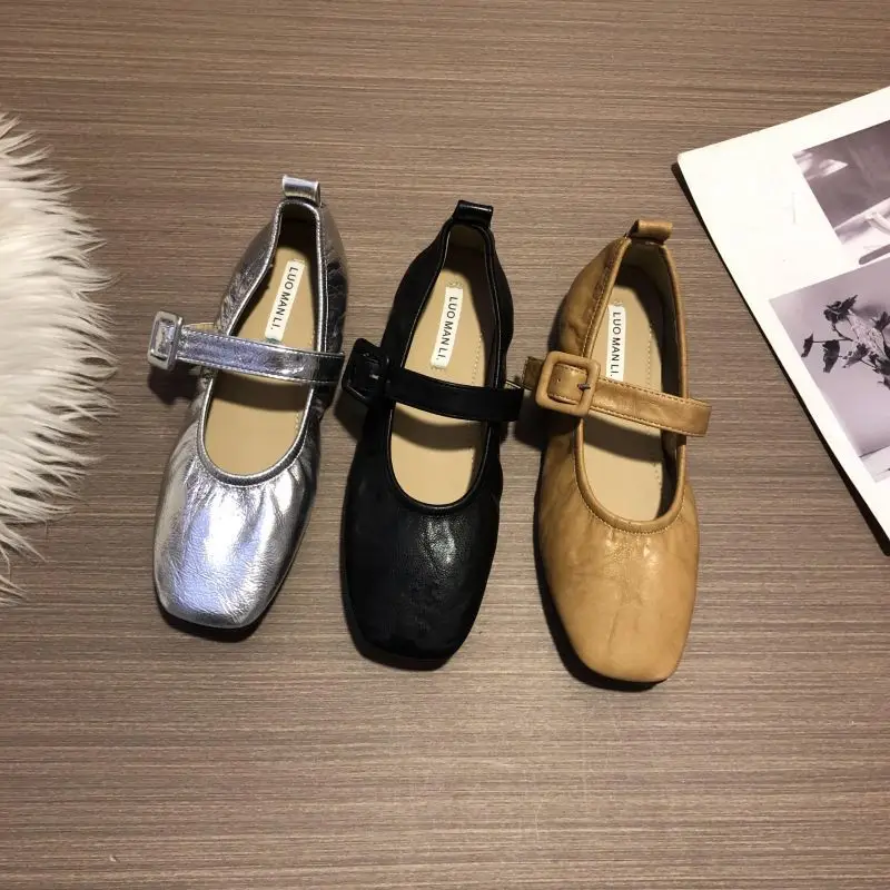 

Кроссовки женские универсальные с квадратным носком, повседневные Мягкие сникерсы на плоской подошве, с закрытым носком, Осень-зима 2024