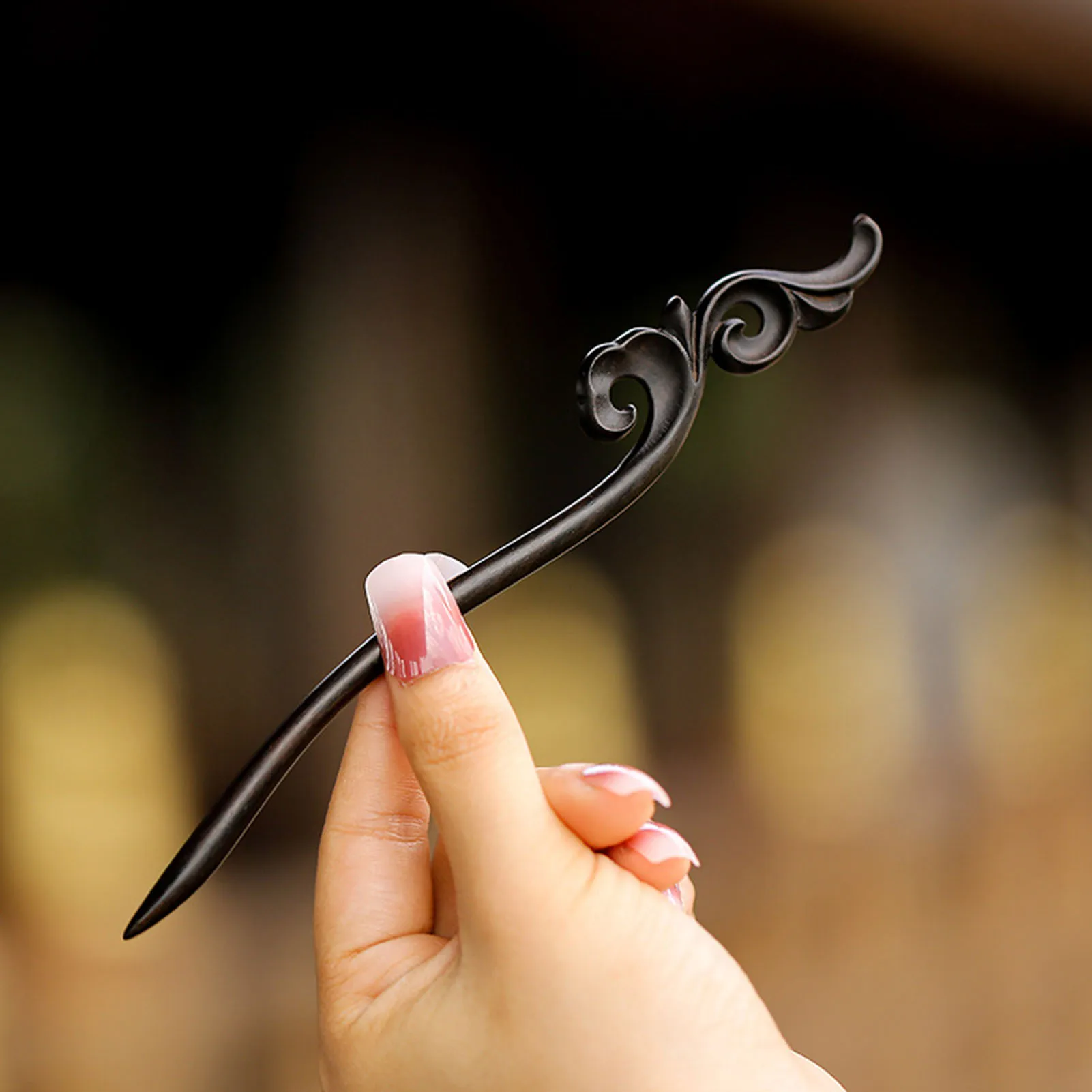 Bastone per capelli in stile cinese Scultura minimalista in legno di sandalo Fiore Forcina Forchette Vintage Hanfu Cheongsam Decor Gioielli per panini per capelli