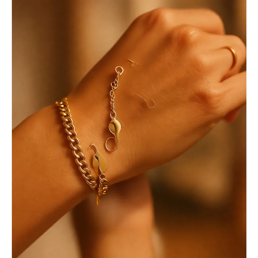 

Позолоченный 14-каратным золотом многослойный регулируемый браслет-цепочка «Фигаро» для женщин