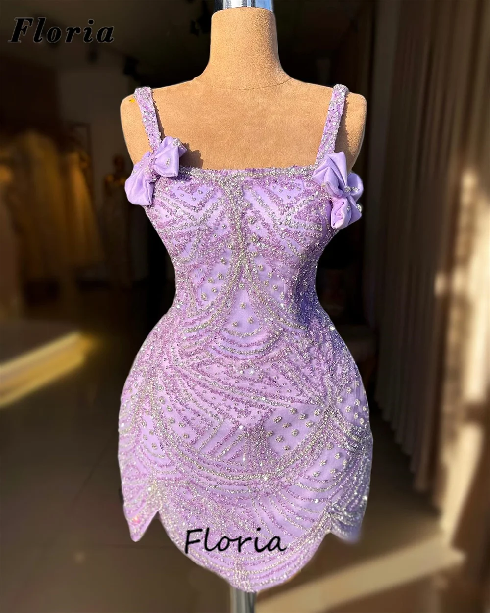 

Customized Lilac Short Cocktail Dresses Robes De Soiree Spaghetti Straps Formal Occasion Dress Beaded Engagement Party Gowns