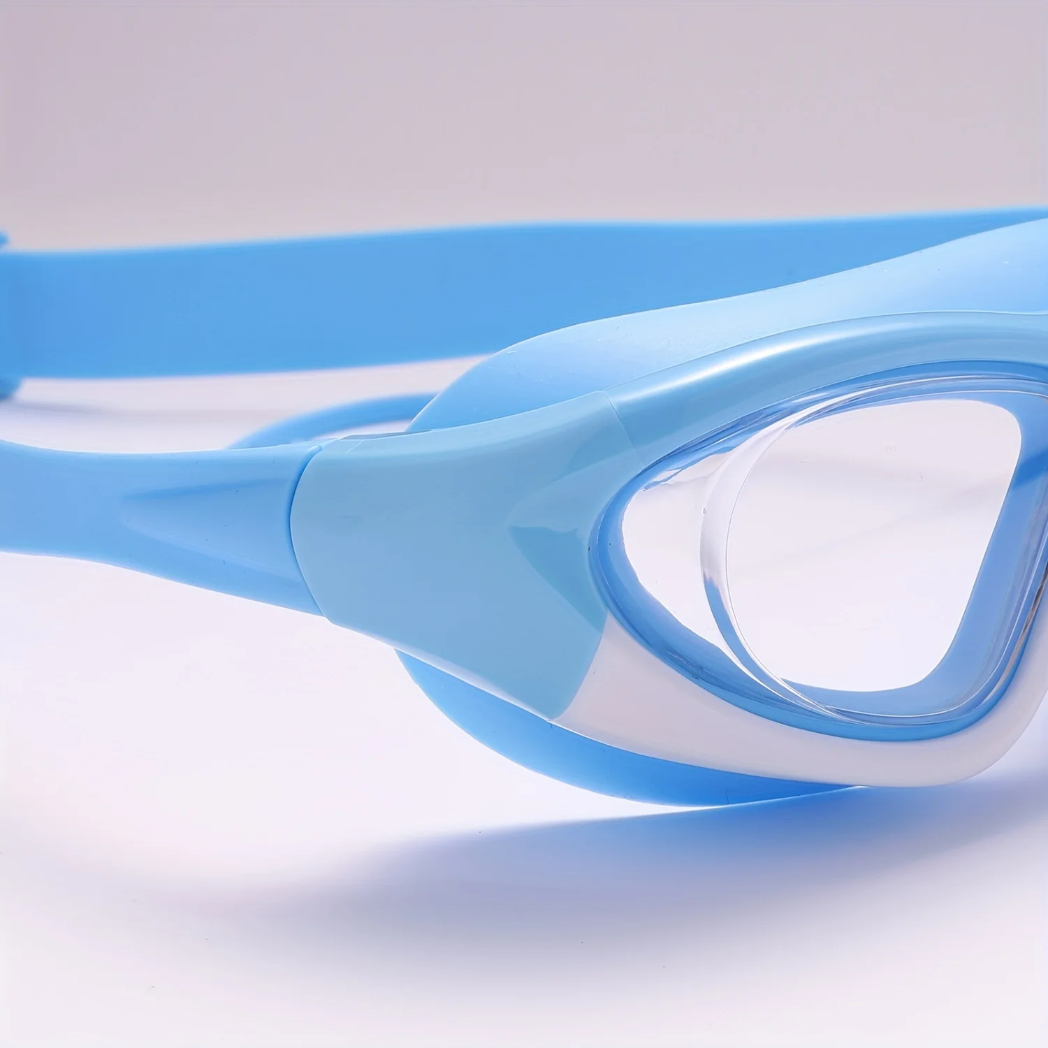 

1pc Children's Waterproof Anti-fog High-definition Swimming Goggles with Earplugs - Comfortable, Adjustable Silicone Strap, Tran