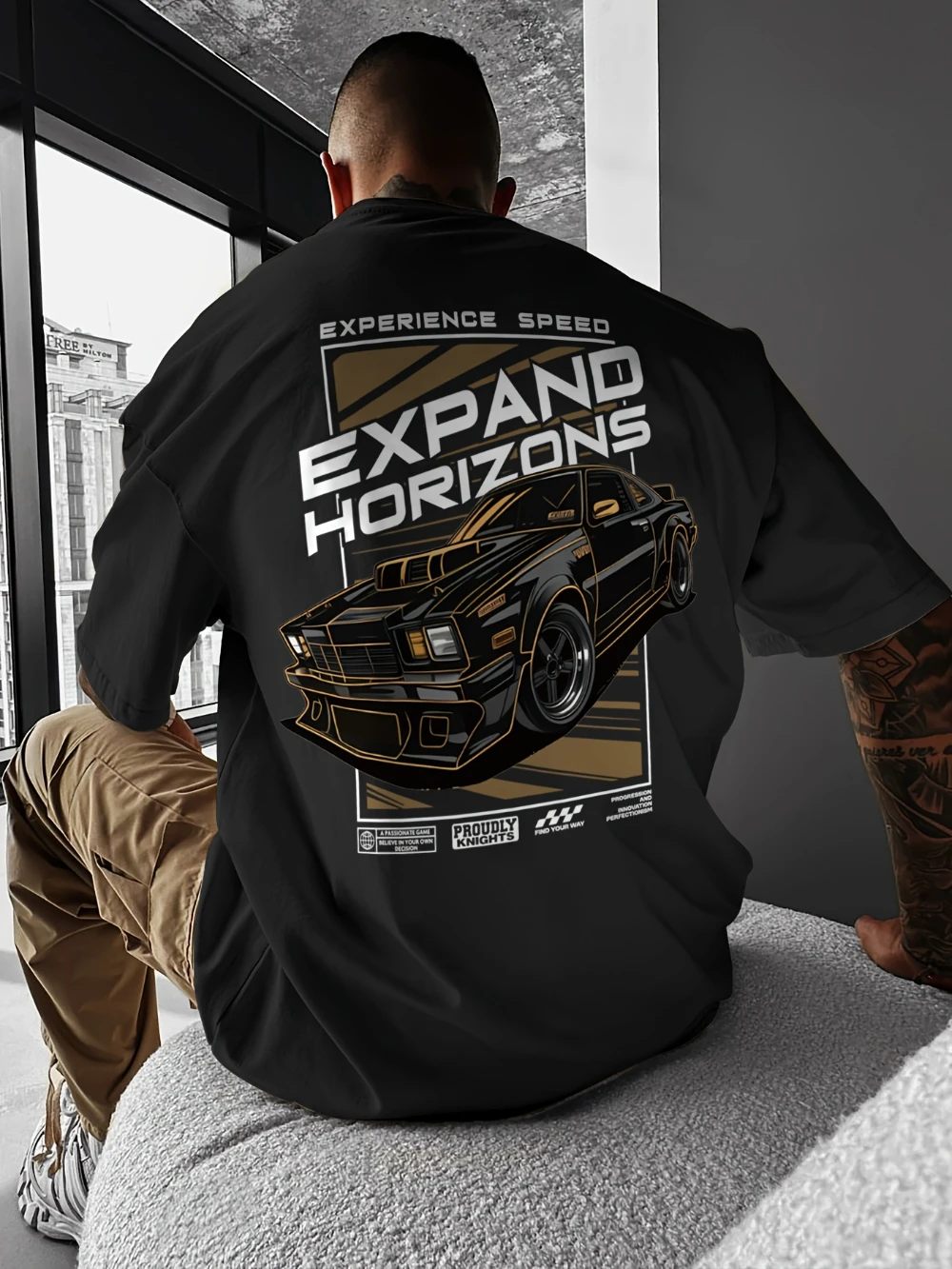 2026 New Parent‑Child Matching Oversize Cotton Tee Vintage Classic Racing Car Illustration Poster Frame Typography T‑Shirt