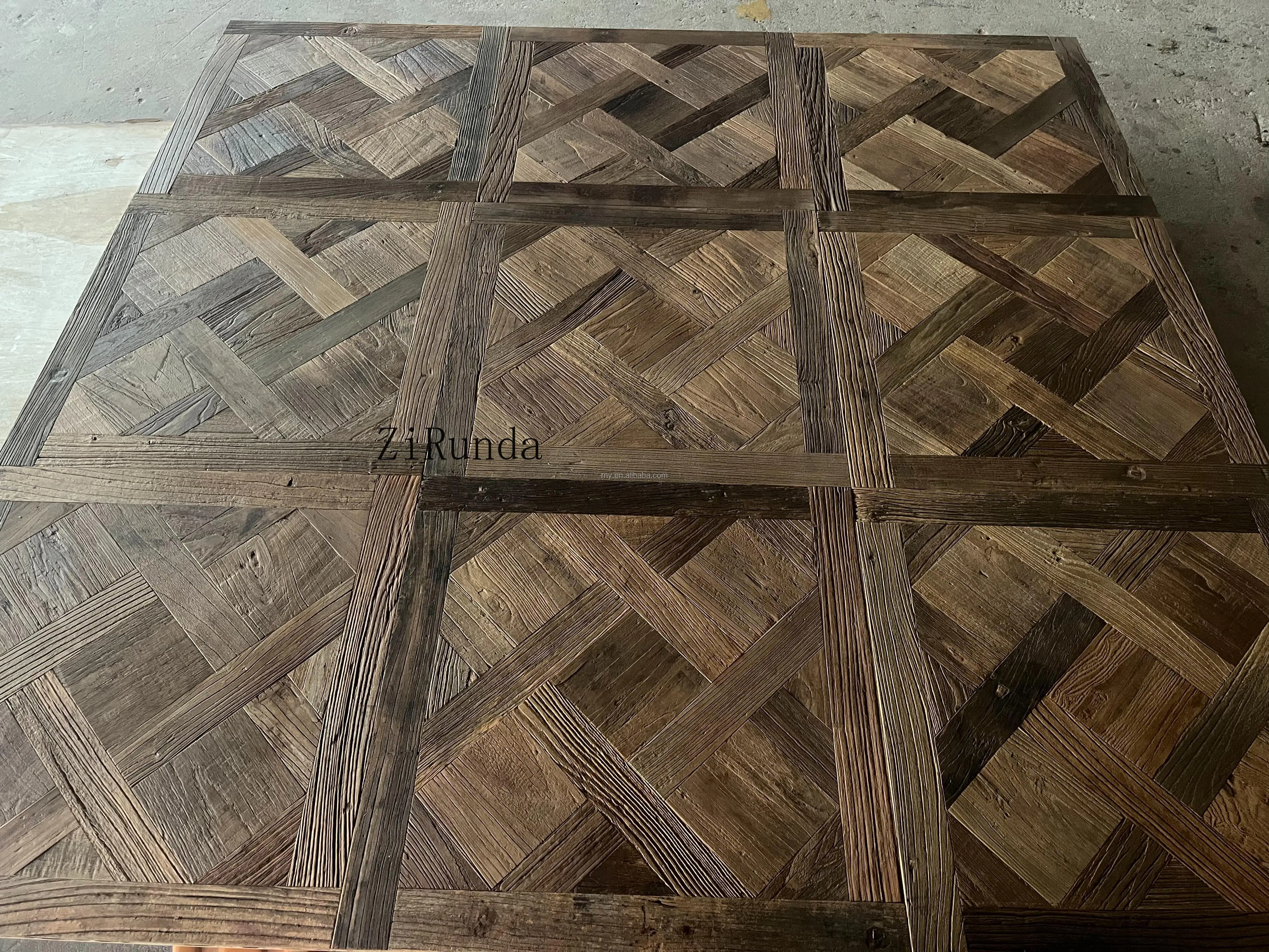 Customized version of wax oiled multi-layer reclaimed wood flooring, parquet flooring