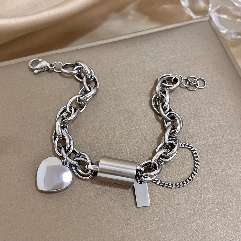 Pulseras gruesas Punk de acero inoxidable para mujer, cadena gruesa de Color dorado, diseño de moda, colgante de corazón y amor, regalo de joyería