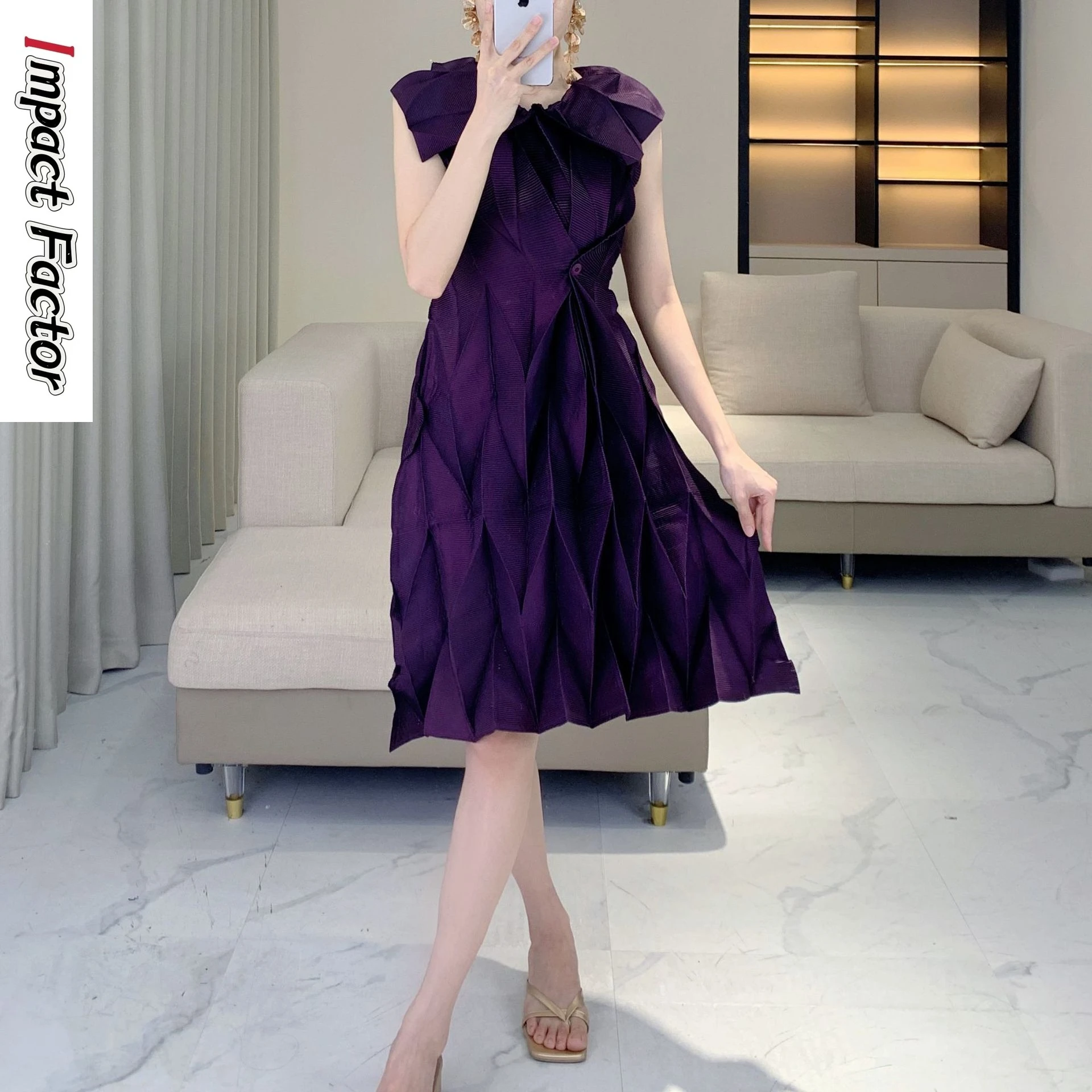 

Miyake Pleated Lapel Dress For Women Sleeveless A Line New 2025 Loose Summer Casual Chic Style Female Fashion Clothing