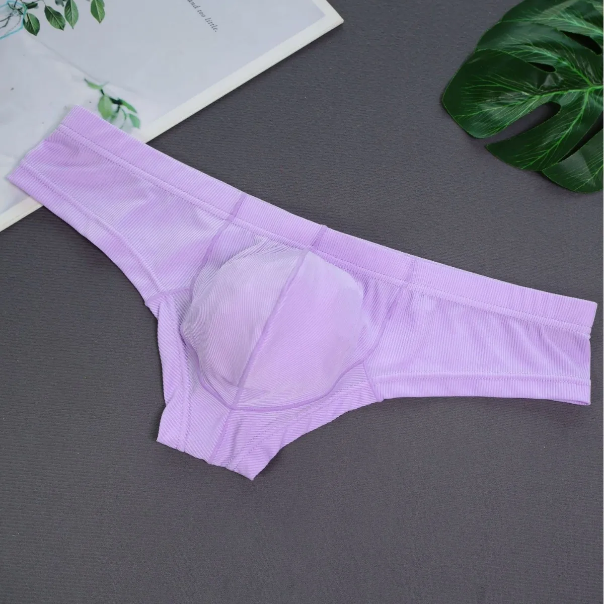 مضلع الحرير الجليد Tangas للرجال مثير القضيب الانتفاخ لينة بسط نصف بعقب يتعرض ملابس داخلية رياضية مثليون جنسيا المثيرة منخفضة الارتفاع السروال