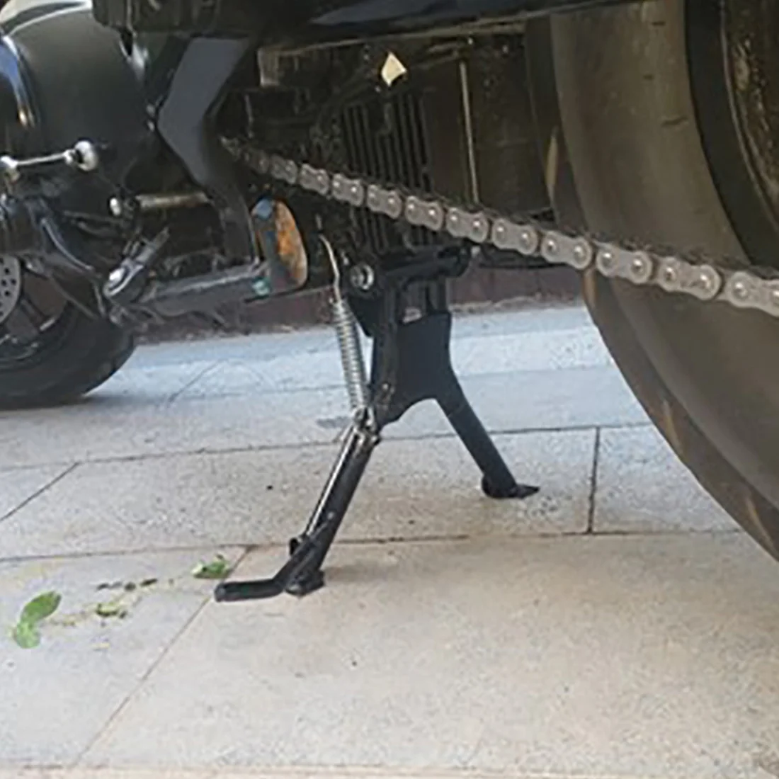 

High-Quality Motorcycle Middle Bracket Kickstand Center Parking Stand Support