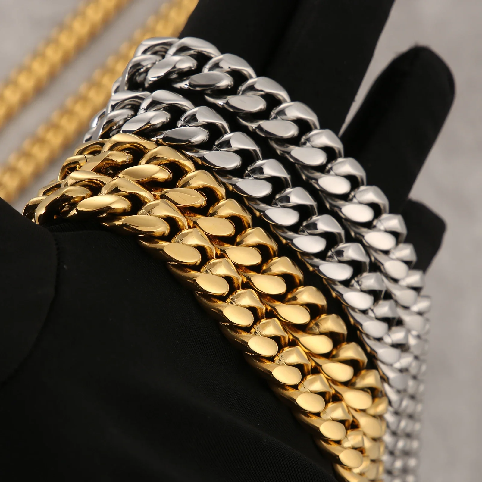 Miami Big Thick Bracelet 18K Real Gold Plated Hip Hop Women Lion Clasp Stainless Steel Jewelry 12 mm Men's Cuban Link Bracelet