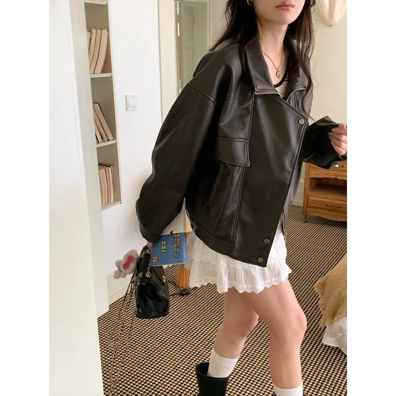 

Women Chic Black Zipper Leather Jacket Solid Stand-up Collar Buckle Long Sleeve Thick Coat 2025 New Fashion Winter Streetwear
