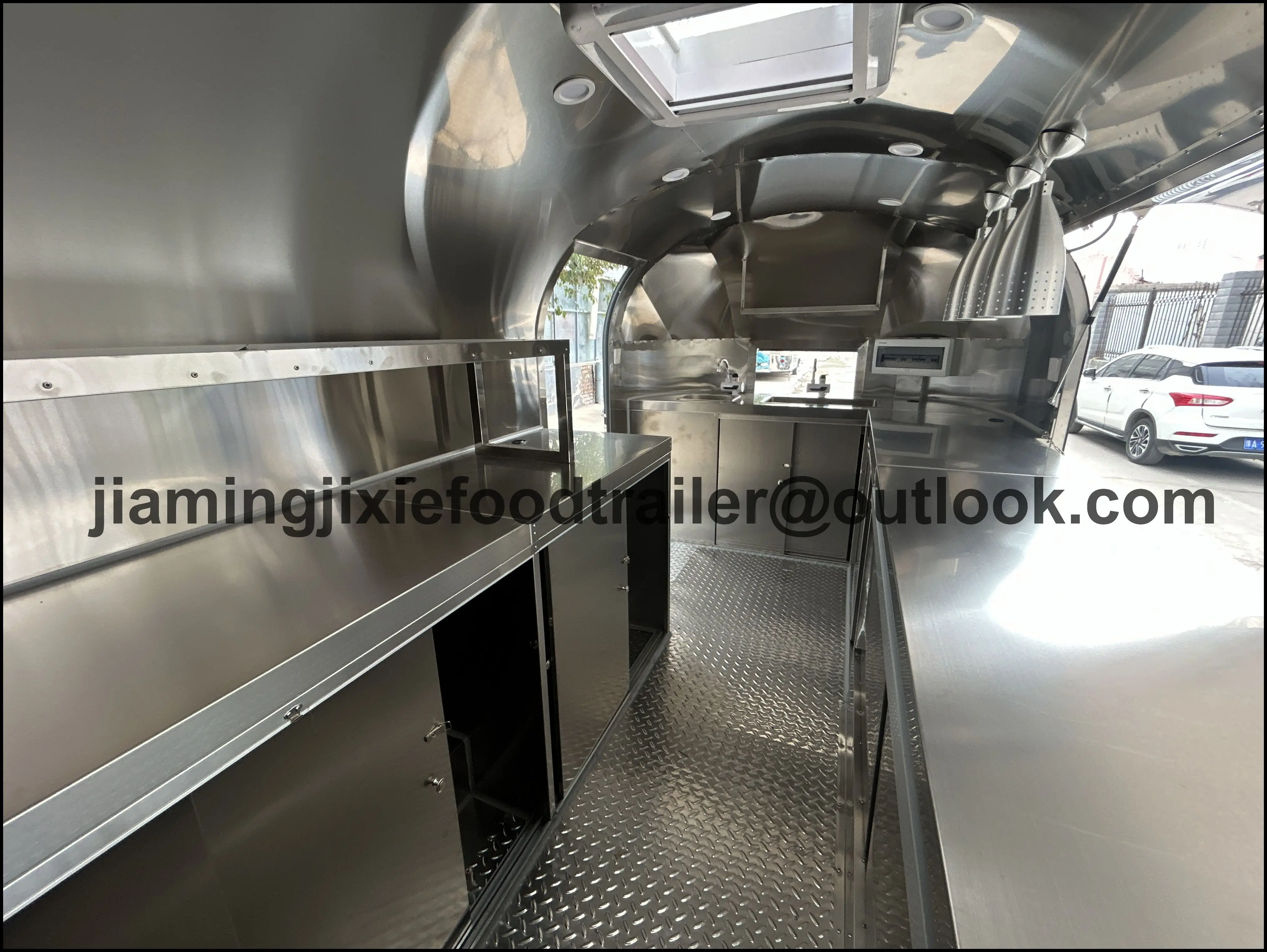 

Imbisswagen Remorque Foodtruck Trailer Large Mobile Fast Food Trailer with Full Kitchen Equipments for Sale