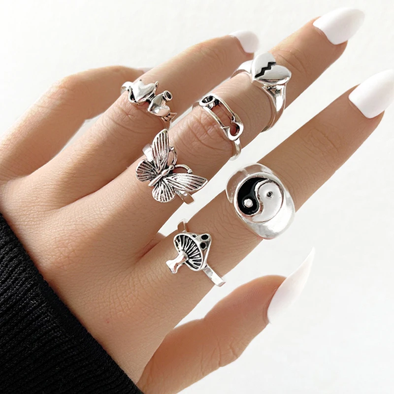 Vintage Punk Metal Multi Element Ring Set For Women Men Antique Silver Color Butterfly Snake Skull Finger Rings Gothic Jewelry