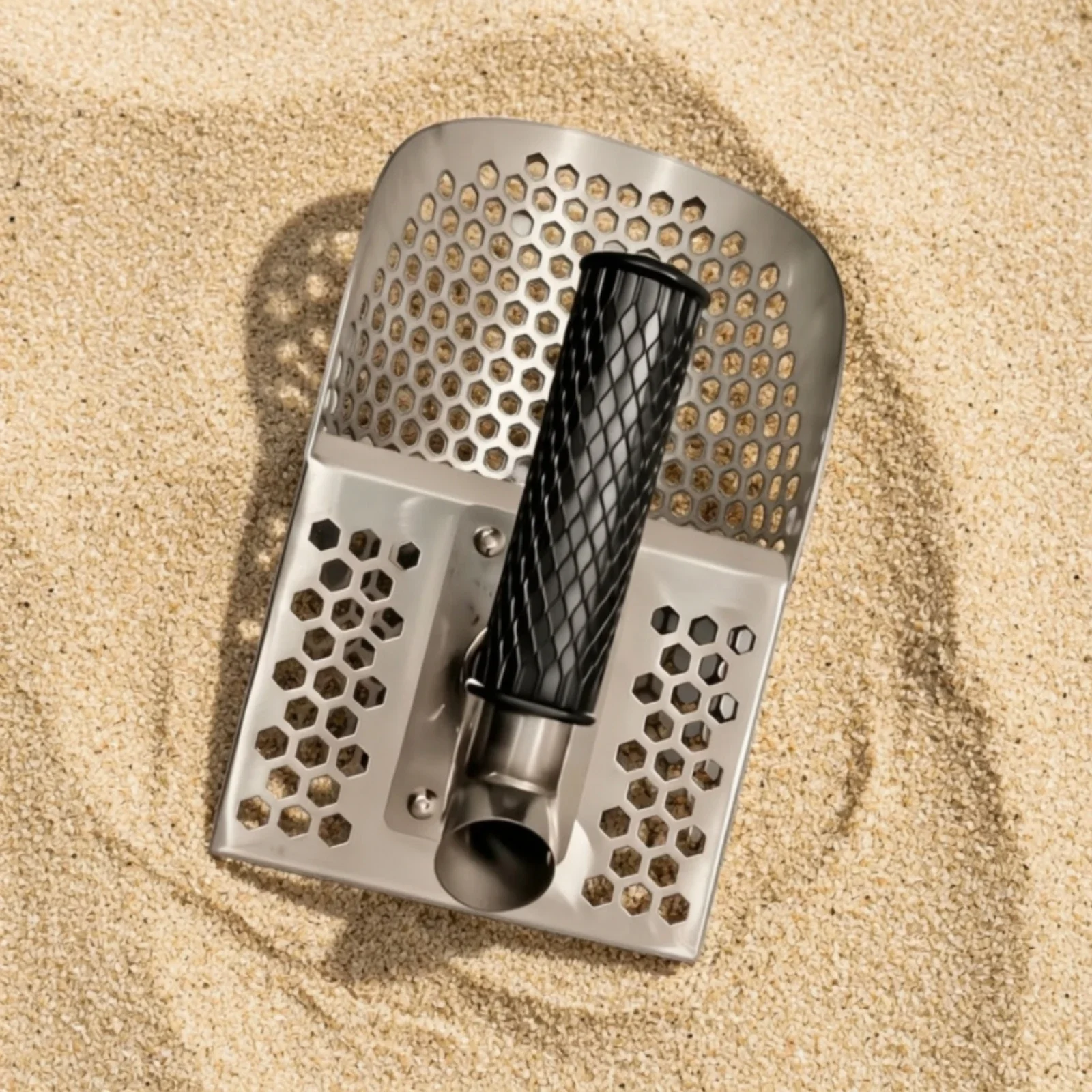 Stainless Steel Sand Sifter Shovel for Gold Prospecting Hex Hole Sand Filter Scoop Beach Hunting Sand Sifter Tool Rustproof