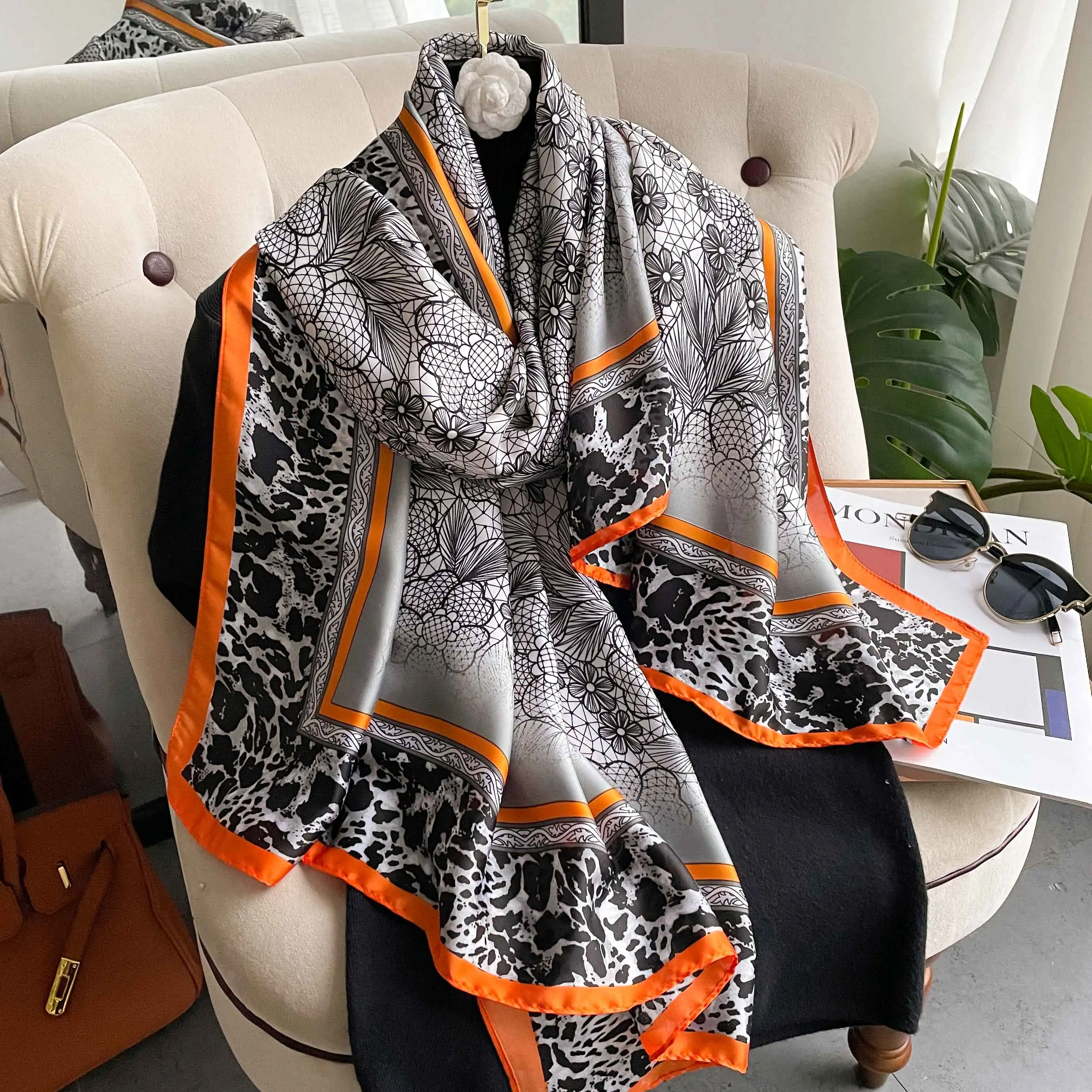 Luxury Design 180X90CM Shawls 2024 Beach Women Square Scarves Popular The Four Seasons Bandanna Sunscreen New Style Silk Scarf