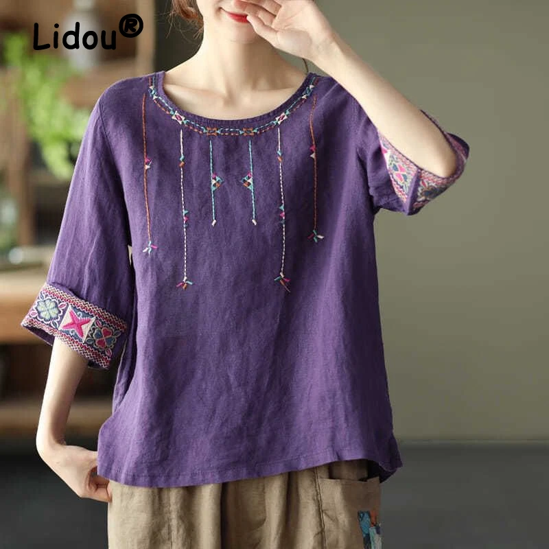 

Women Chinese Ethnic Style Vintage Embroidery Short Sleeve T-shirt 2024 Summer Female Casual Round Neck Loose Cotton Linen Tops